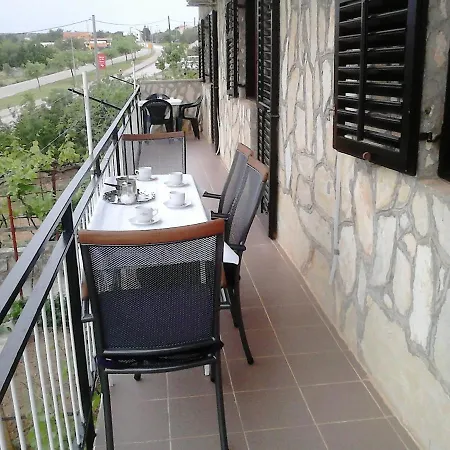 Appartement With Parking Space Maslenica, Novigrad - 11089 *