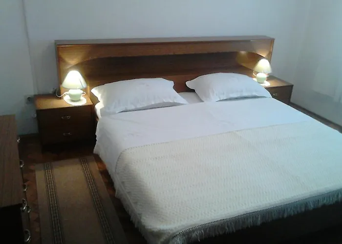Apartman With Parking Space Maslenica, Novigrad - 11089 *